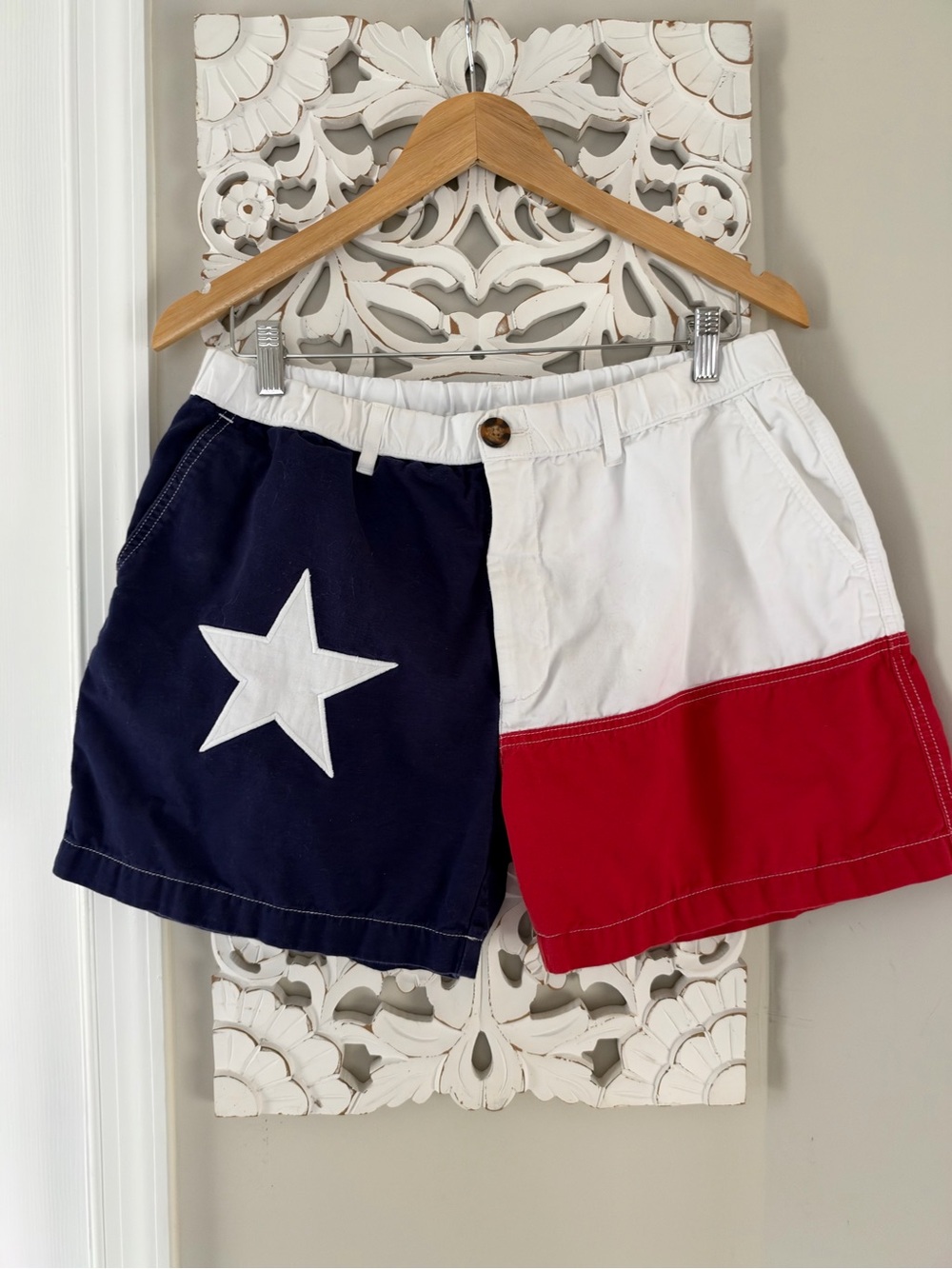 Chubbies Texas Patriotic Colorblock Star Cotton Shorts - Navy, White & Red XL